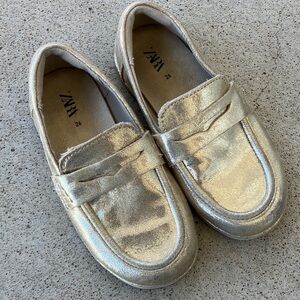 Zara Girls' Gold Loafers, 26